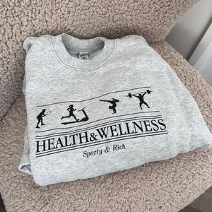 SPORTY AND RICH GREY SWEATER